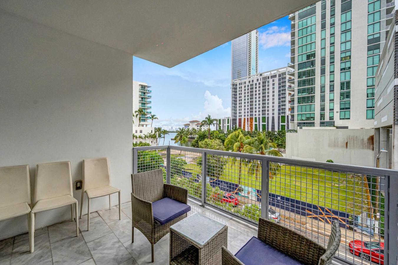 Appartement Subtle 2 Bed In Edgewater Near Downtown With Free Parking